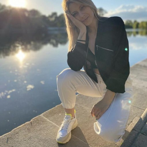 AtomicBlondie